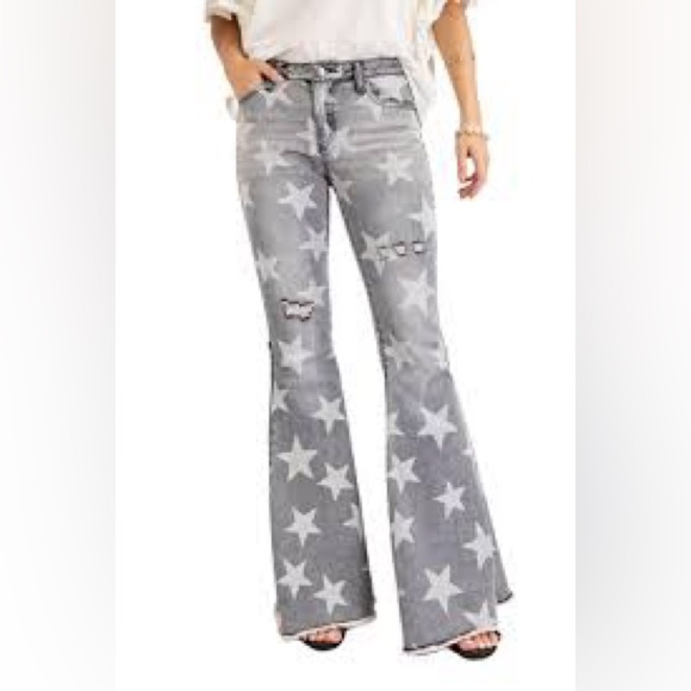 Easel Gray Star Pattern Flare Jeans